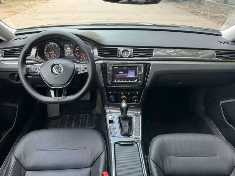 保定16年大众帕萨特8