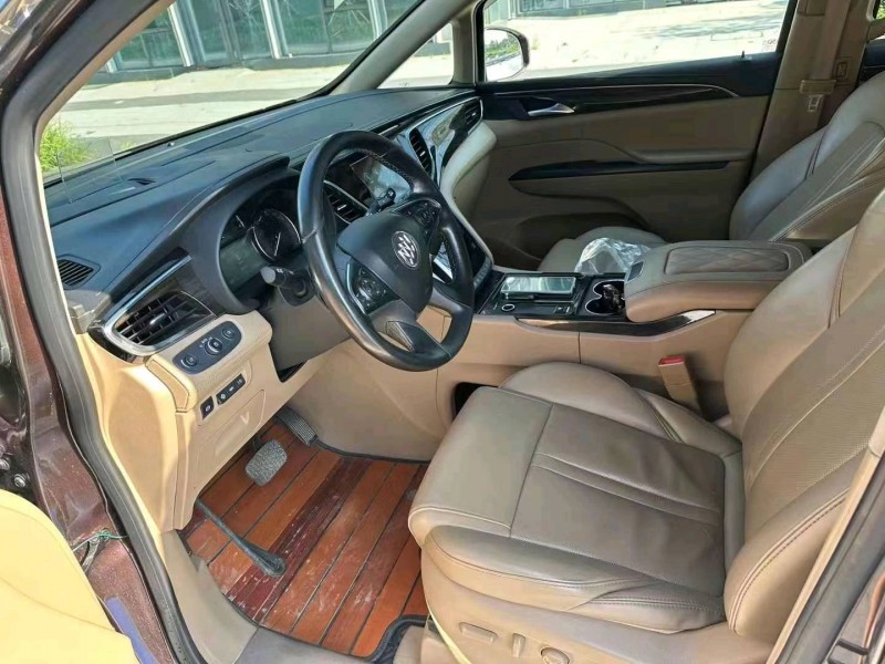 青岛18年别克GL87