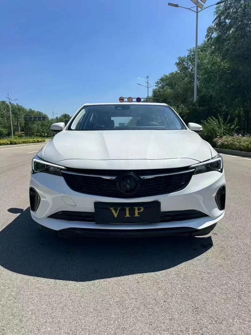 枣庄23年别克威朗1