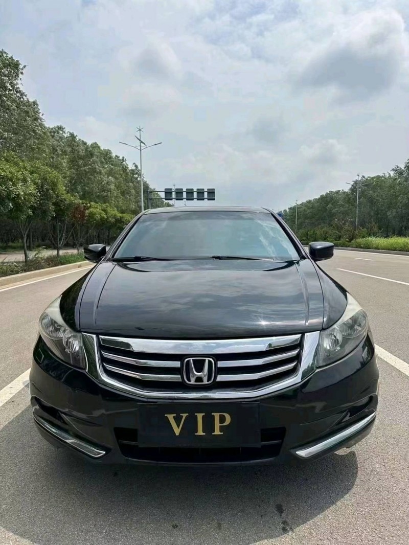 枣庄12年本田雅阁1