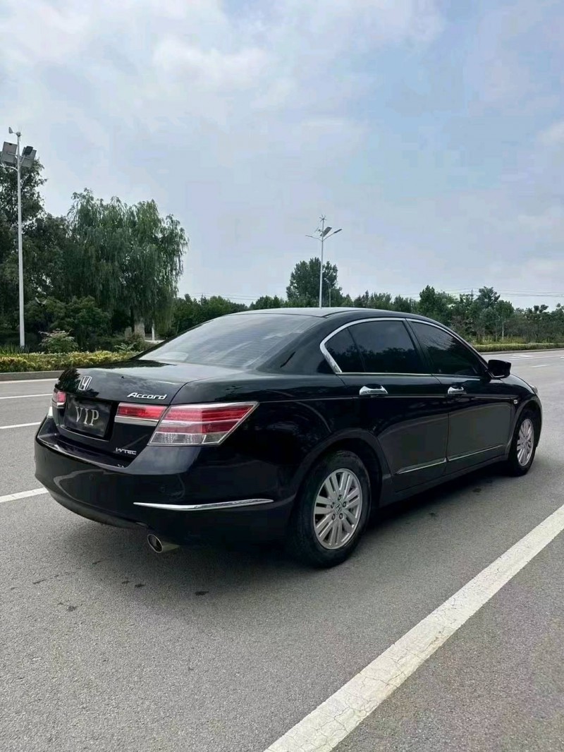 枣庄12年本田雅阁8