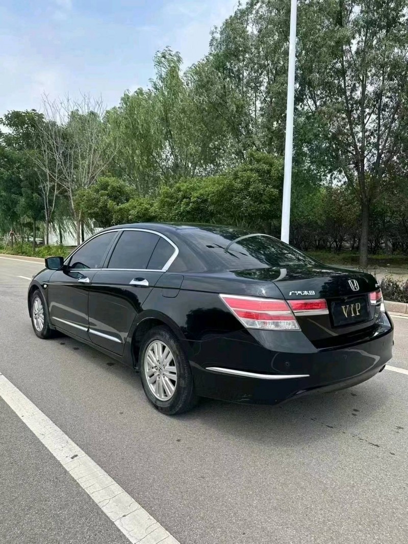 枣庄12年本田雅阁9