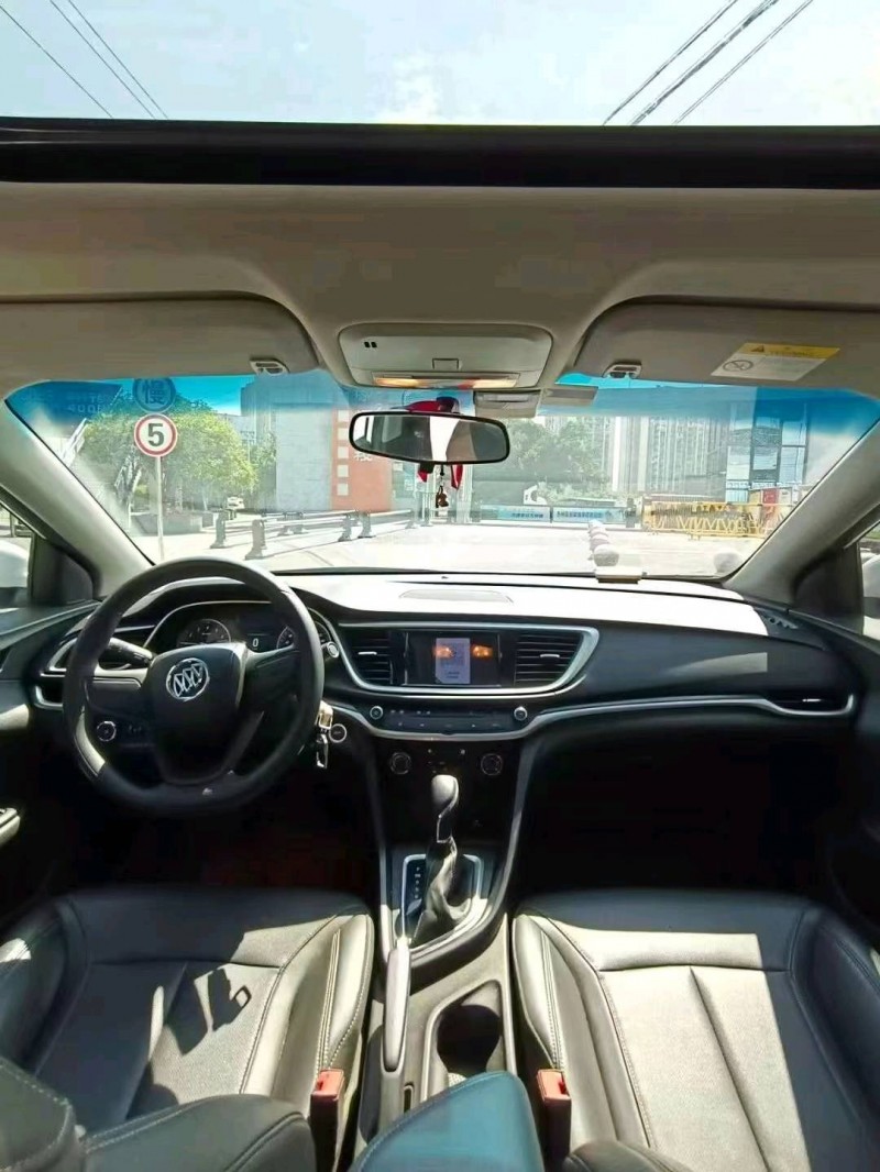 济南21年别克英朗8