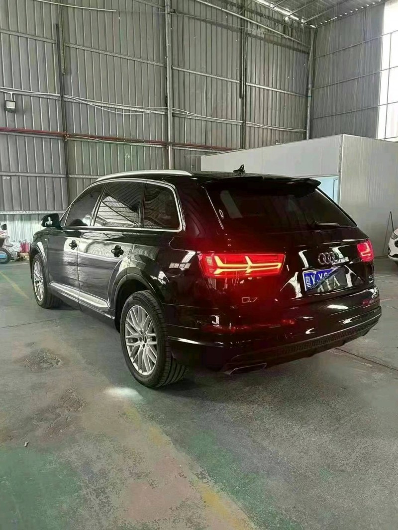珠海18年奧迪Q76