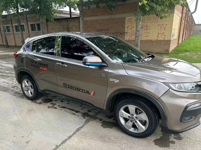 保定17年本田XRV2