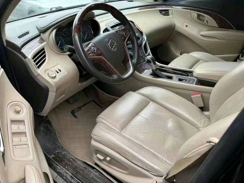 郑州15年别克君越9