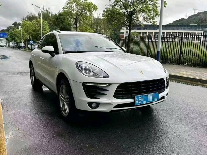 深圳16年保时捷Macan2