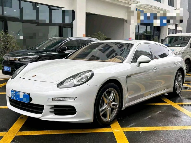 广州15年保时捷帕拉梅拉2