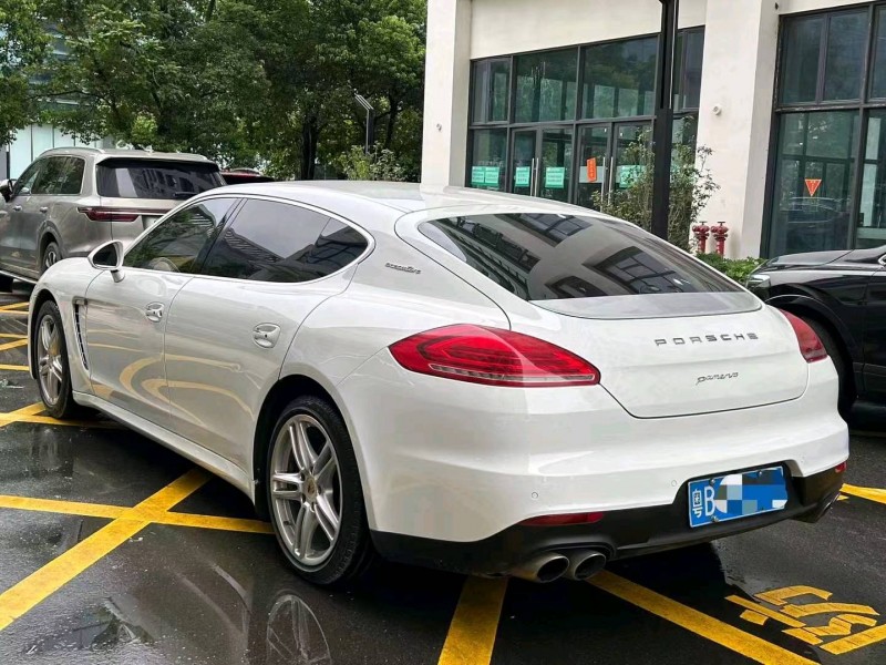 广州15年保时捷帕拉梅拉6
