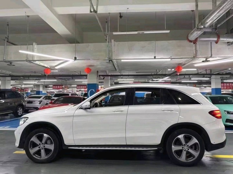 成都17年奔驰GLC2