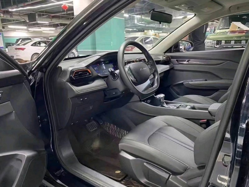 成都24年东风奕炫4