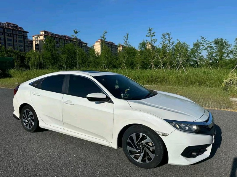 盐城18年本田思域2