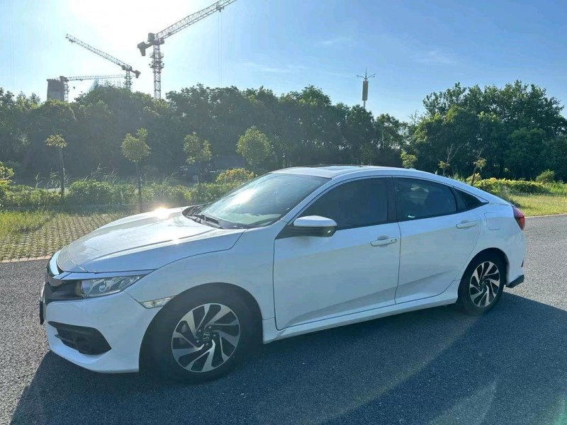 盐城18年本田思域3