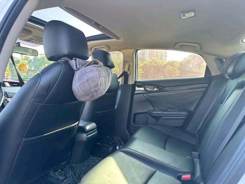 盐城18年本田思域8