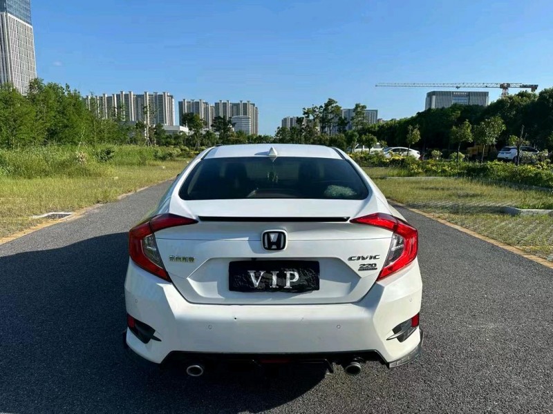 盐城18年本田思域9