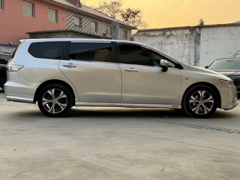 济宁13年本田奥德赛3