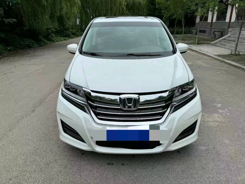 烟台17年本田艾力绅1