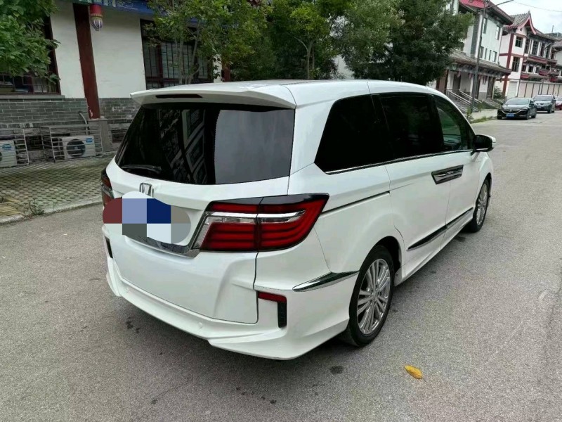 烟台17年本田艾力绅3