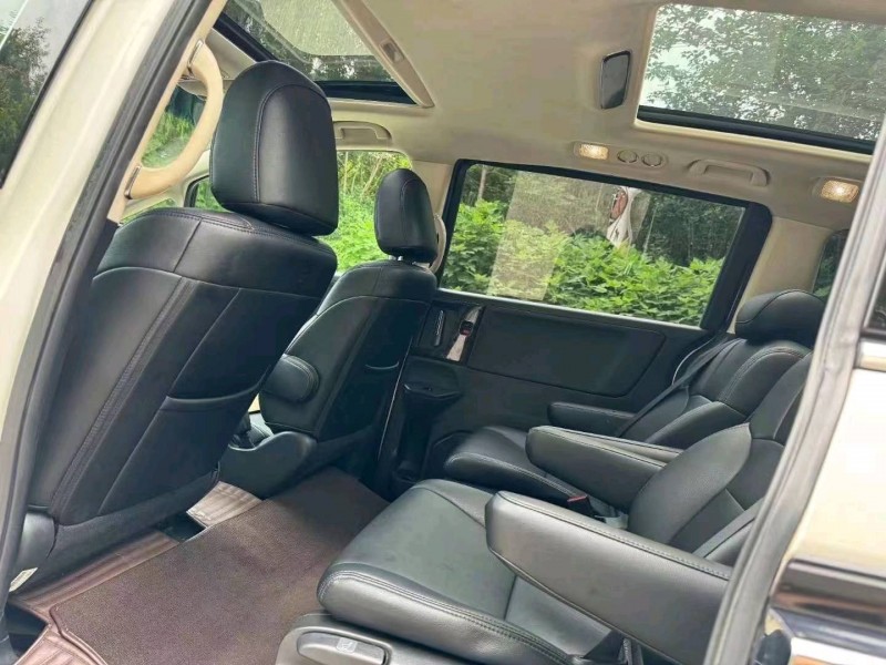 烟台17年本田艾力绅7