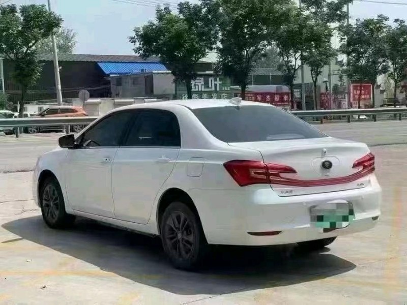 菏泽18年比亚迪秦8