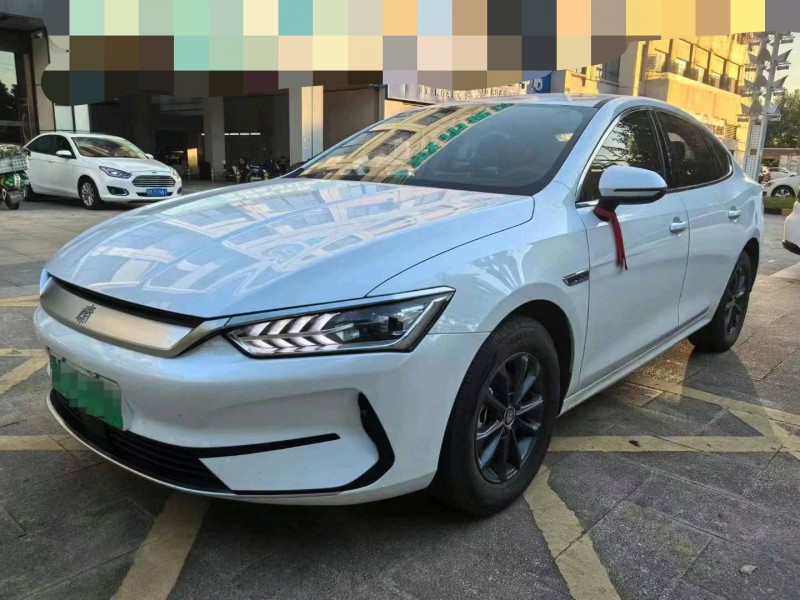 济南24年比亚迪秦2