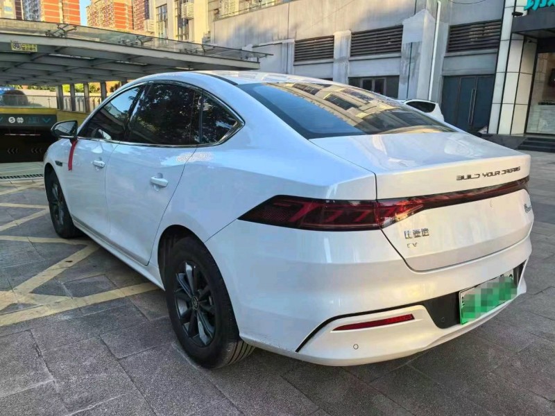 济南24年比亚迪秦5