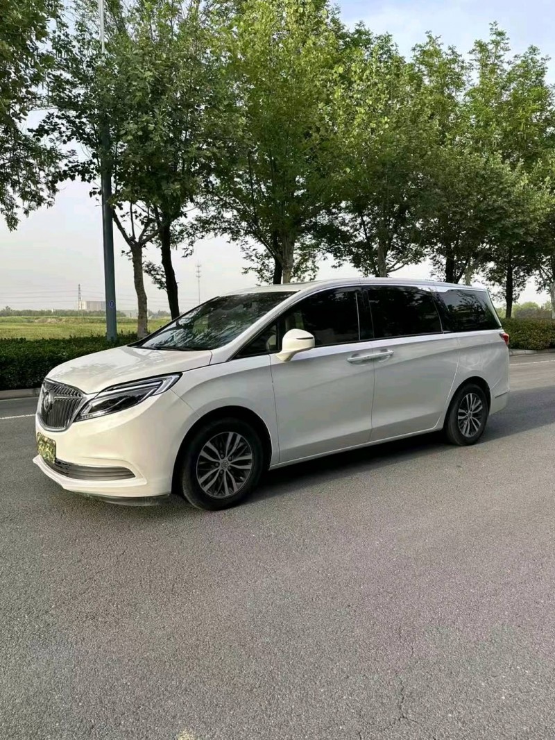 宿迁19年别克GL83