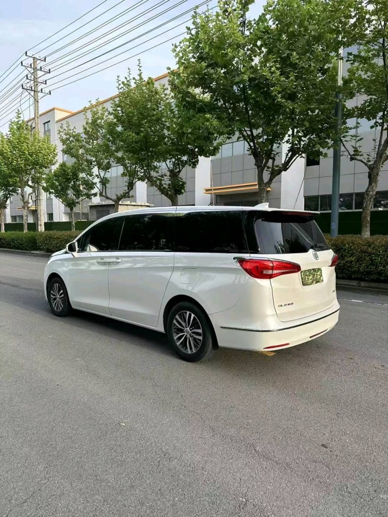 宿迁19年别克GL88