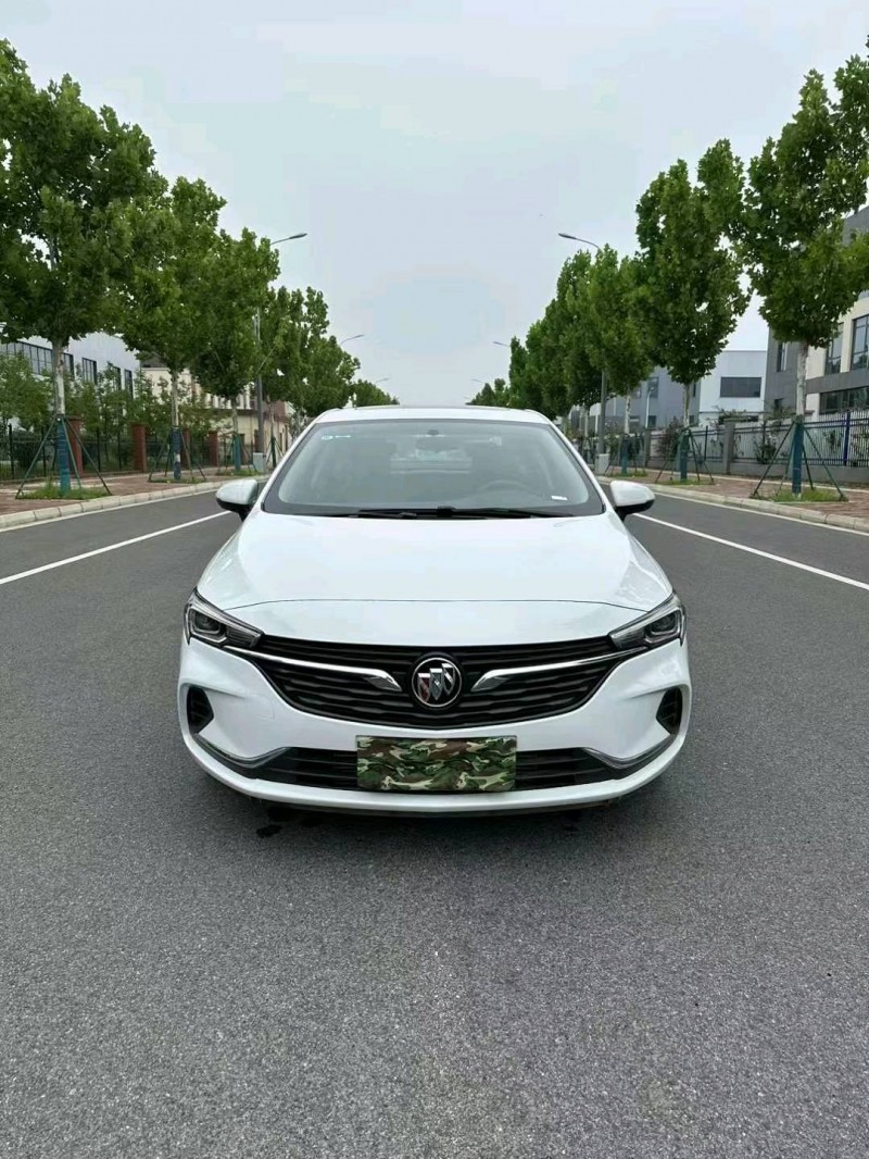 宿迁23年别克威朗1