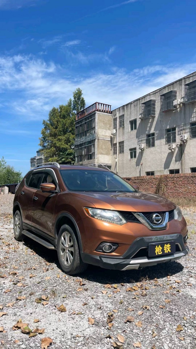 襄阳15年日产奇骏3