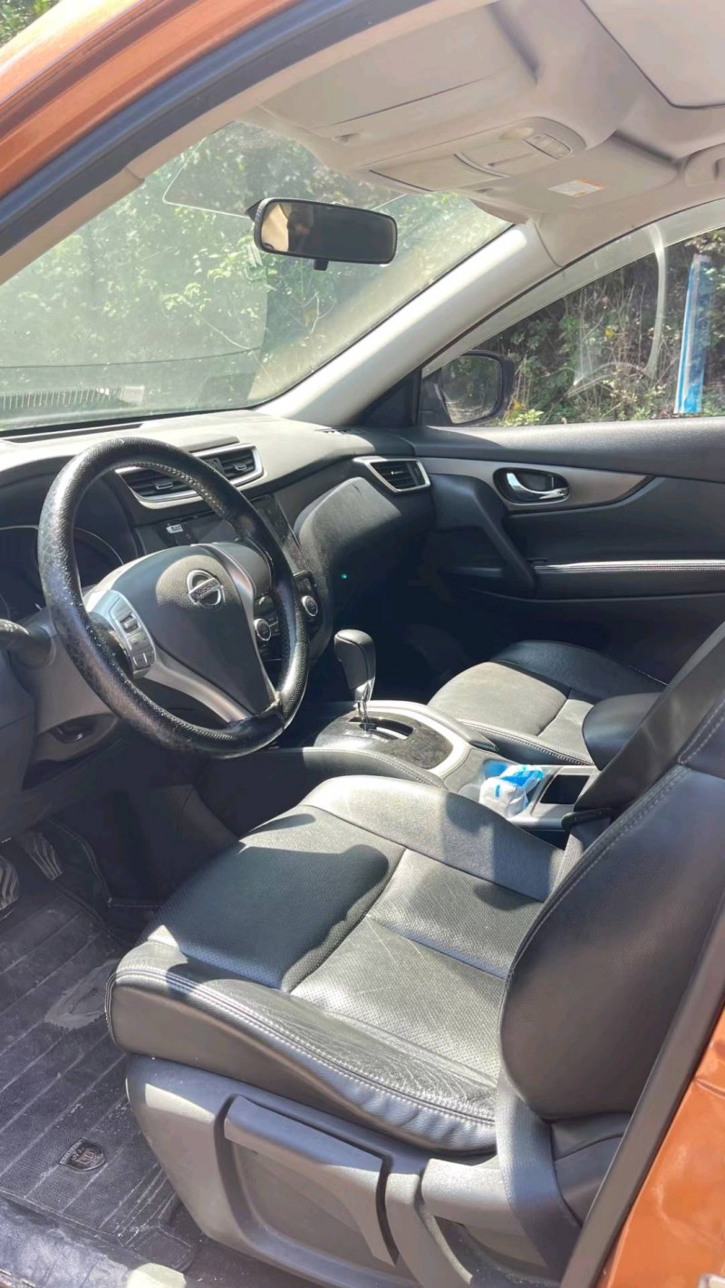 襄阳15年日产奇骏4