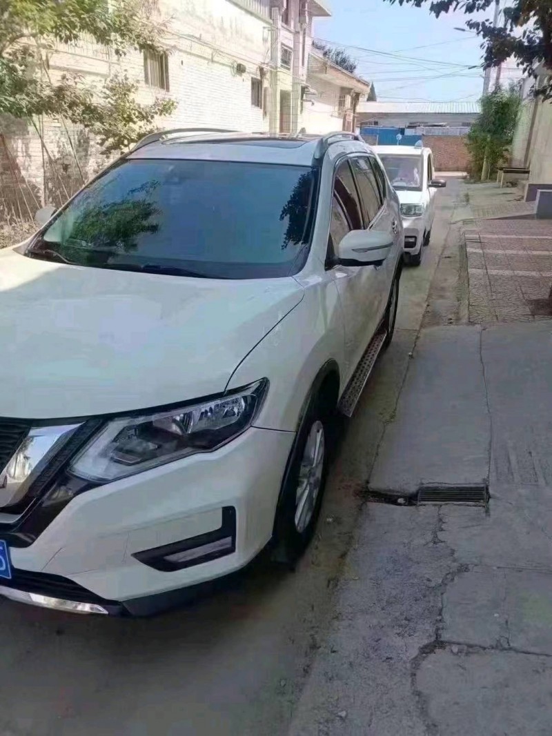 咸陽19年日產奇駿2
