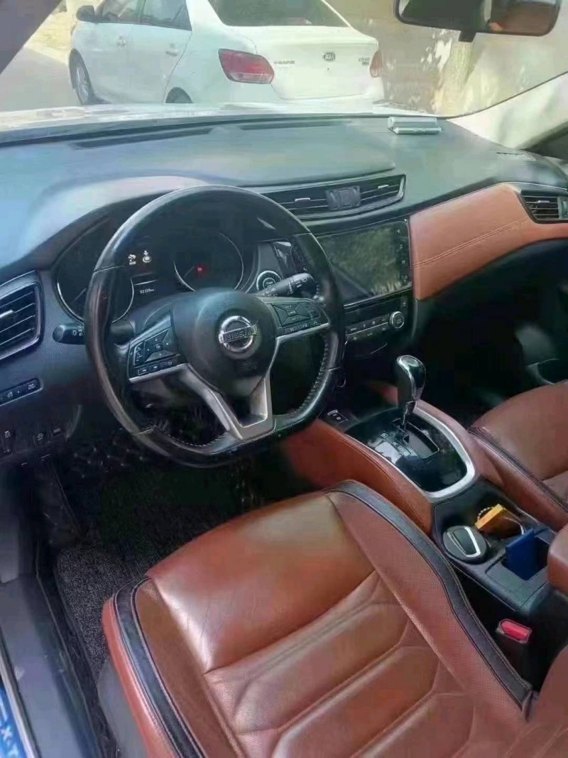 咸陽19年日產奇駿6