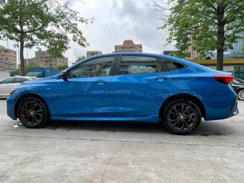 广州21年别克威朗9