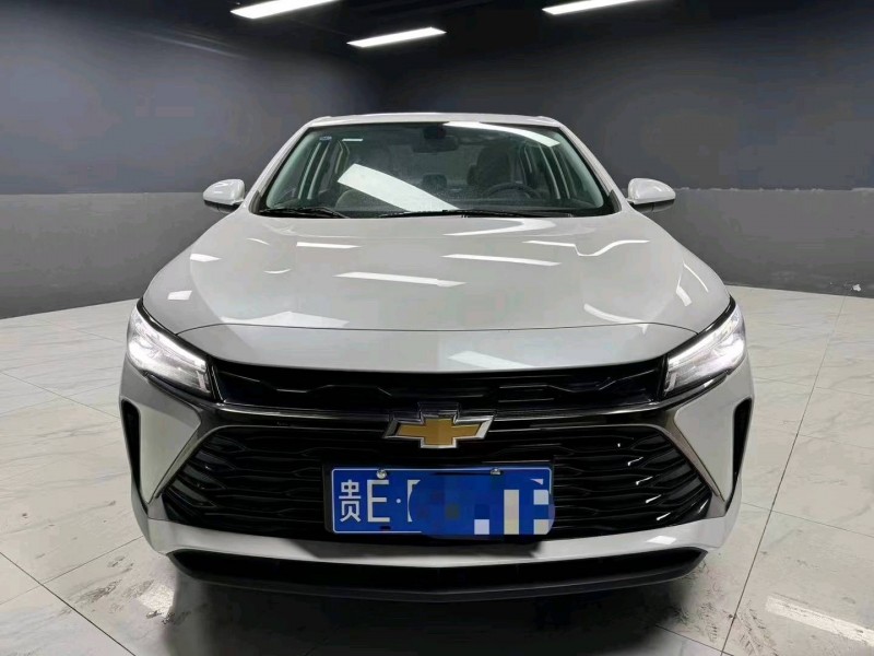 成都24年雪佛兰科鲁泽1