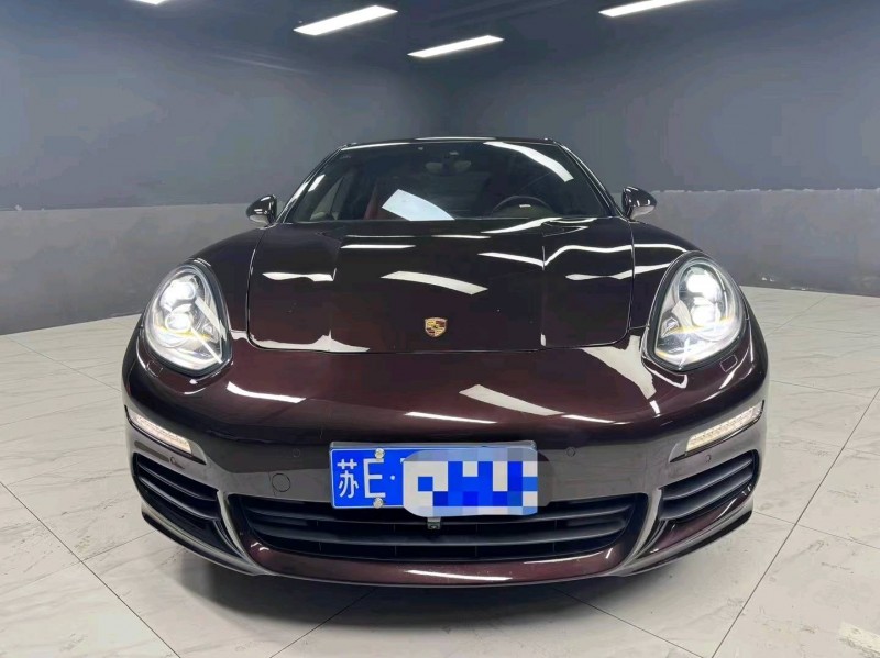 成都14年保时捷帕拉梅拉1
