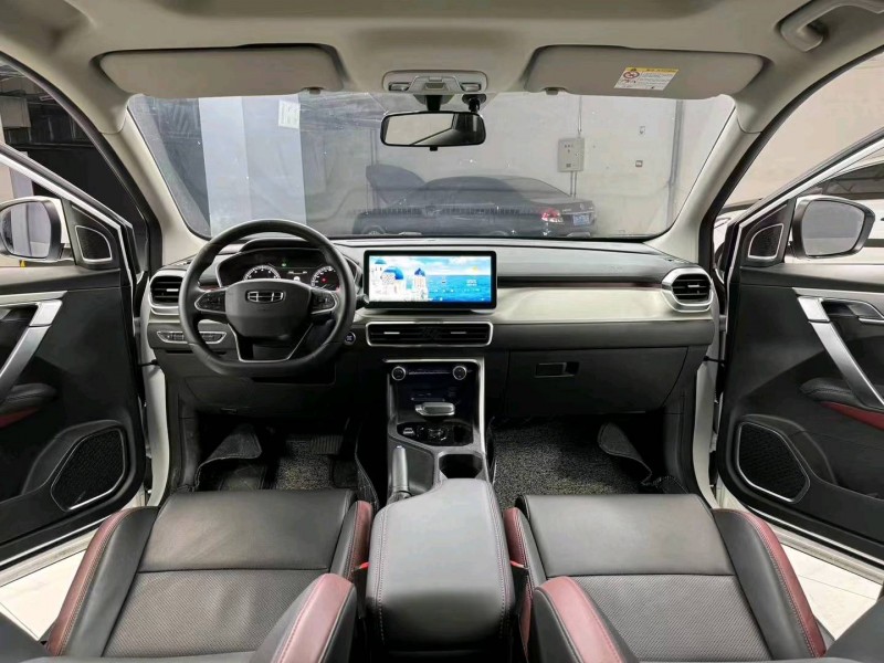 成都21年吉利缤越9