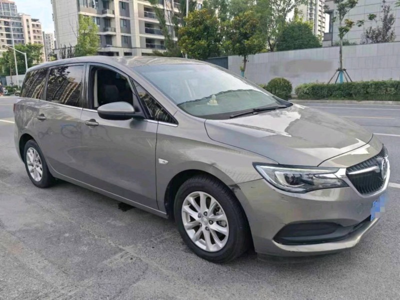 徐州18年别克GL62