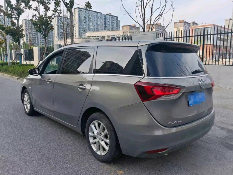 徐州18年别克GL67