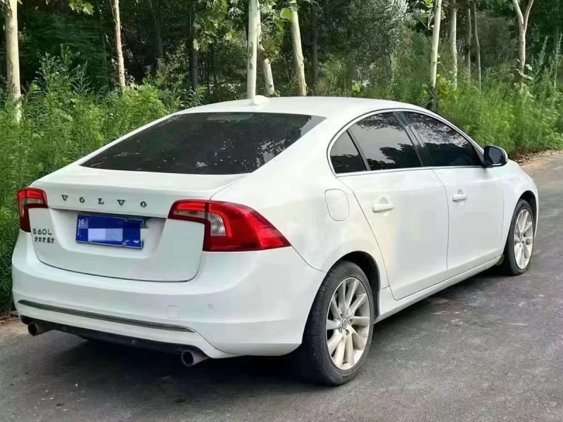 聊城14年沃尔沃S60L8