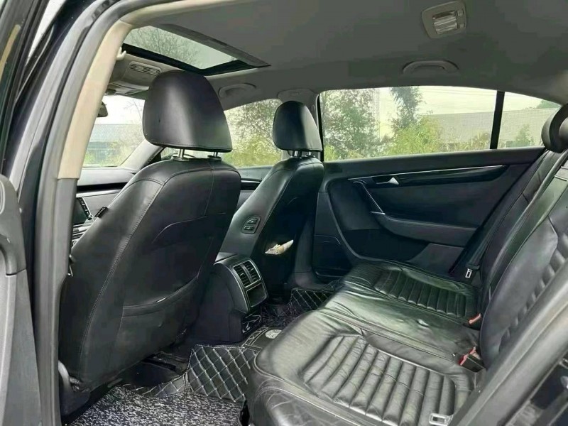 保定14年大众迈腾3