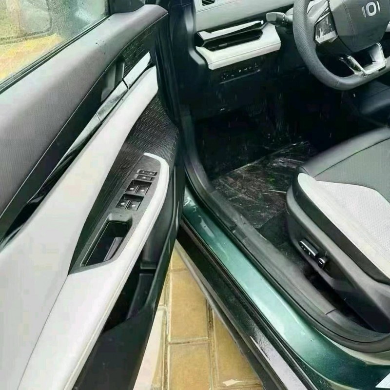 保定24年长安汽车启源6