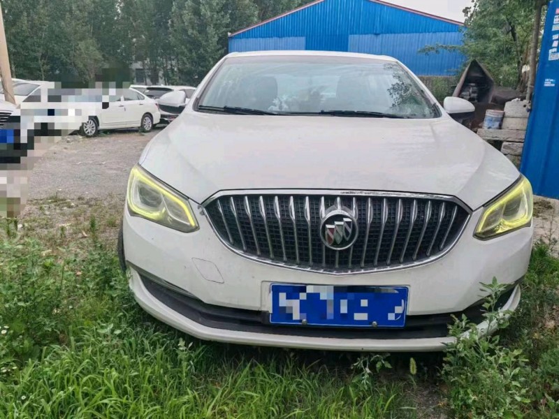 烟台17年别克英朗1