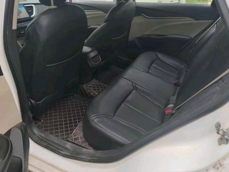 烟台17年别克英朗3