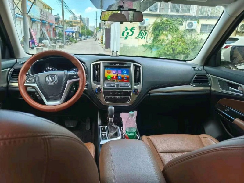 苏州18年长安汽车CS956