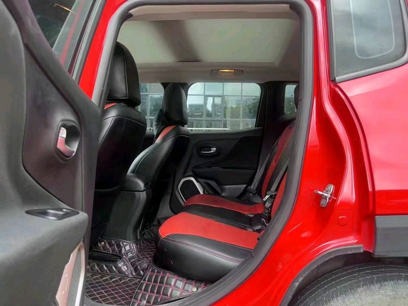 江门18年Jeep自由侠9