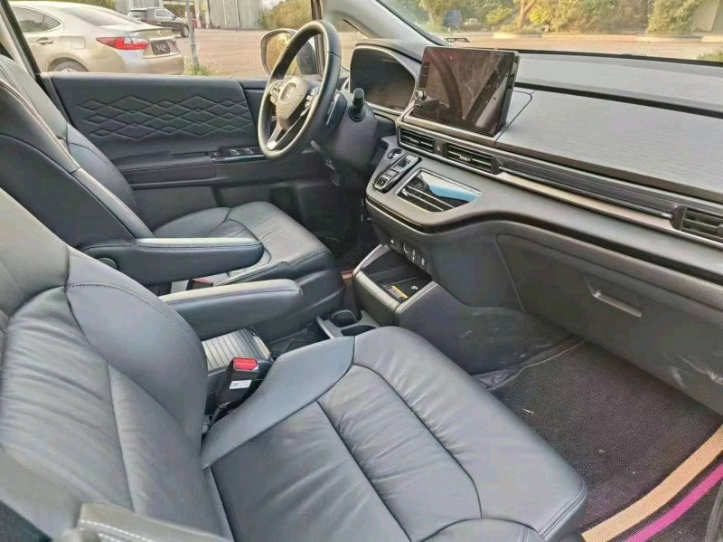 中山23年本田艾力绅3