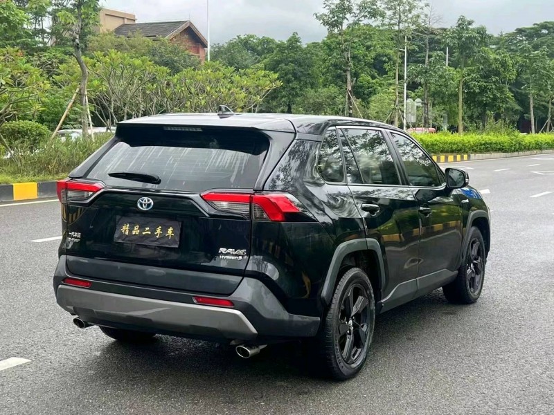 广州20年丰田RAV4荣放2