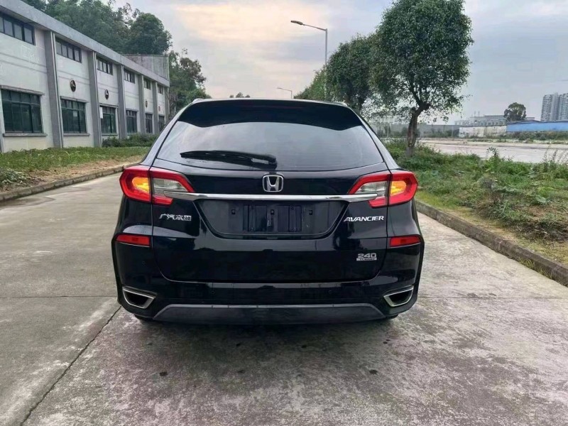 汕头17年本田冠道6