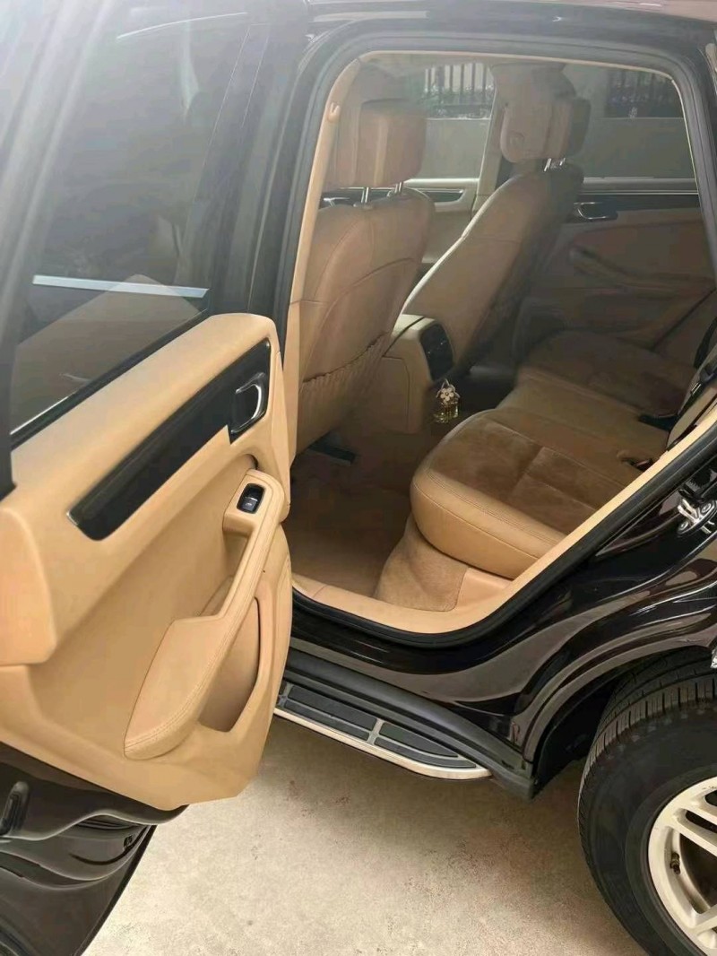 深圳16年保时捷Macan2